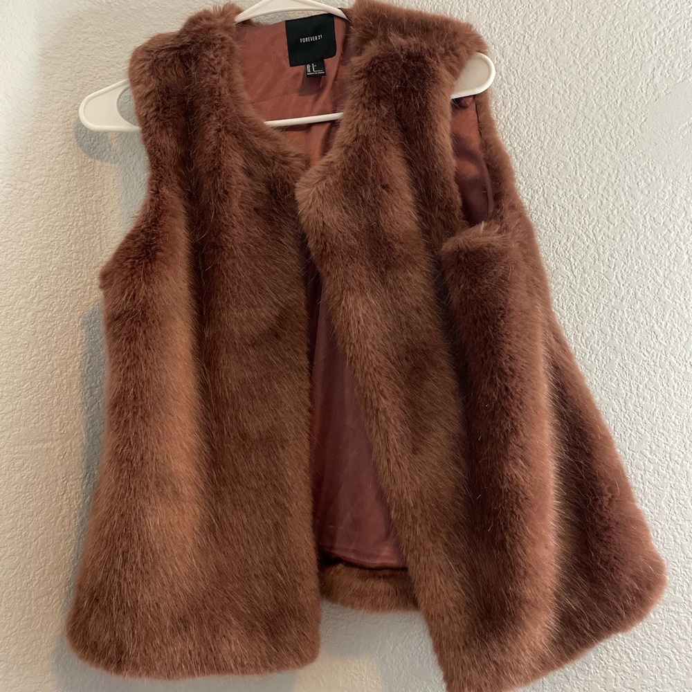 Fur vest